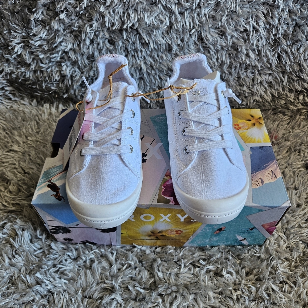Roxy Women's Bayshore Slip-on, Sneaker Shoe - Picture 2 of 9